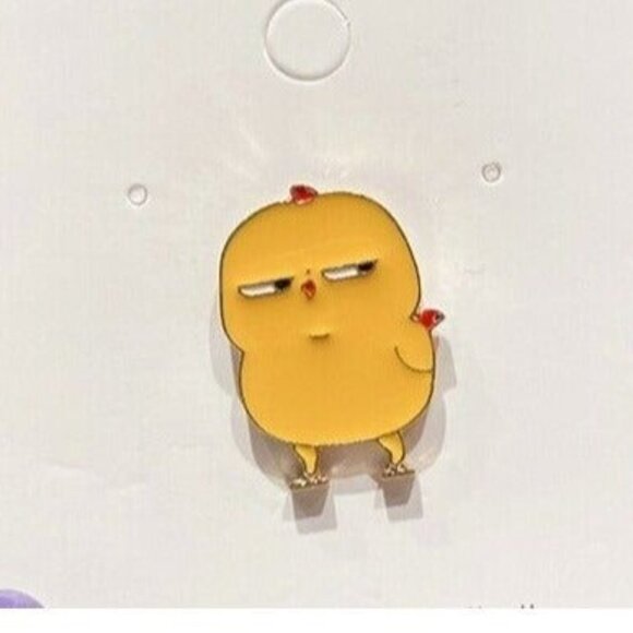 5/$20  Angry Chick Lapel Pin - Picture 1 of 3